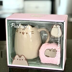 Pusheen Mug, Sock & Keychain Bundle Gift Set, Cat Lovers